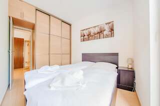 Апартаменты Apartamenty Sun & Snow Leśne Zacisze Свиноуйсьце One-Bedroom Apartment- Chodorowskiej 5a Street-2